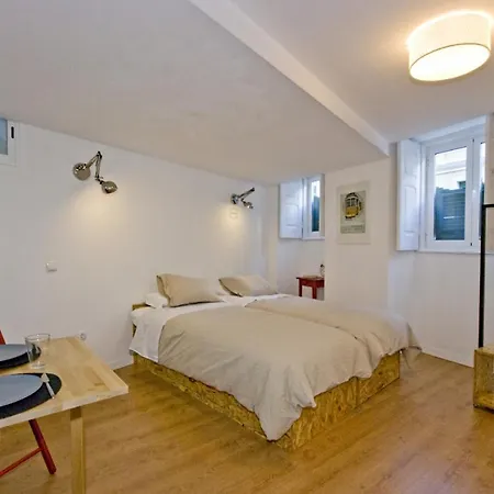 Apartment Studio Praca Alegria By Gt House *